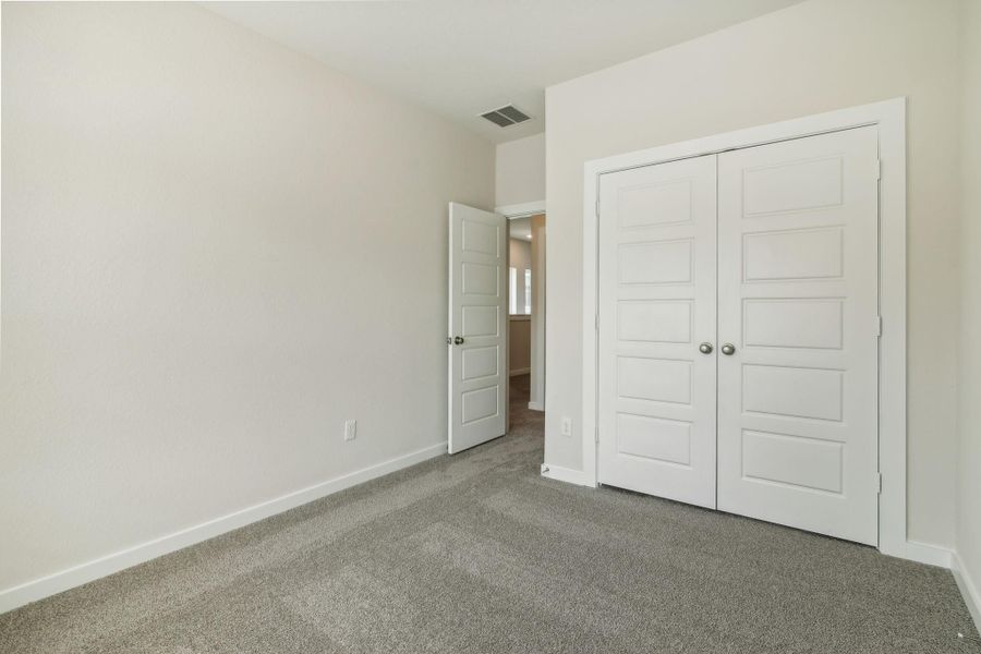 Photo is not of the actual home but is an inspirational photo of builder’s model home and may depict options, furnishings, and/or decorator features that are not included.