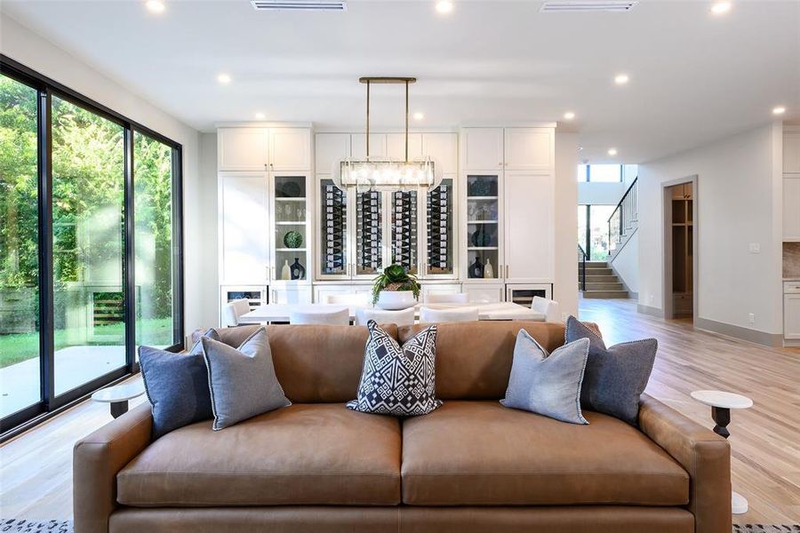 Furnished interior view inside a new home in , Dallas (Image 28). Furnished interior view inside a new home in , Dallas (Image 28).