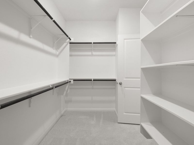 Spacious, unfurnished interior of a new home in Grande Estates, Bertram (Image 24).