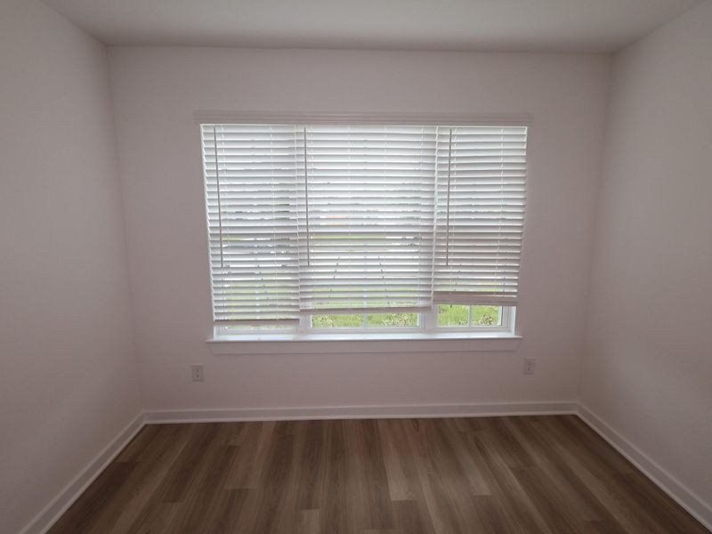 Spacious, unfurnished interior of a new home in Miller's Pond, Rosenberg (Image 28).