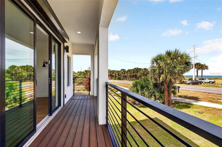 Exterior details and patio area of a home in , Flagler Beach (Image 3).