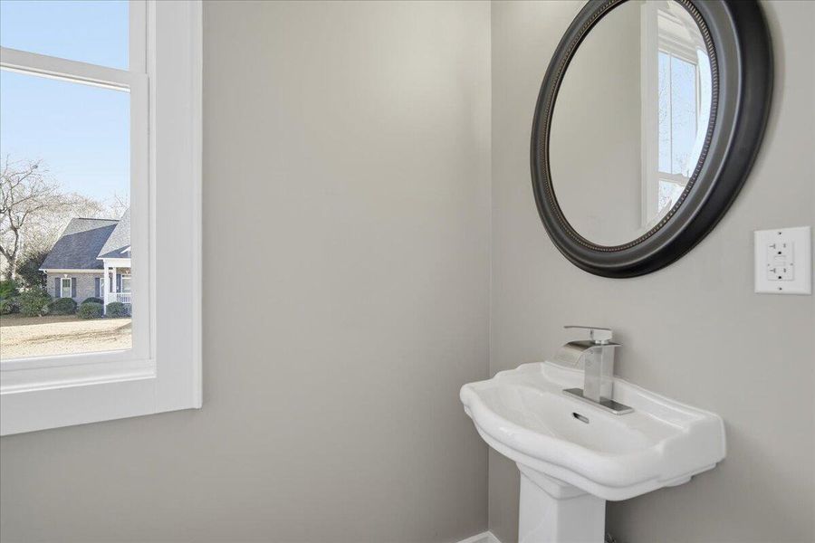 Image 77 of a home in .