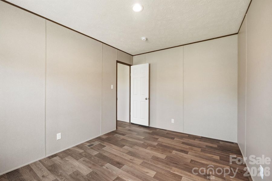 Spacious, unfurnished interior of a new home in , Old Fort (Image 16).