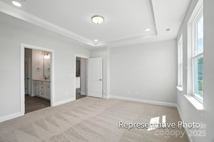 Spacious, unfurnished interior of a new home in Heritage - 55+ Community, Wesley Chapel (Image 36).