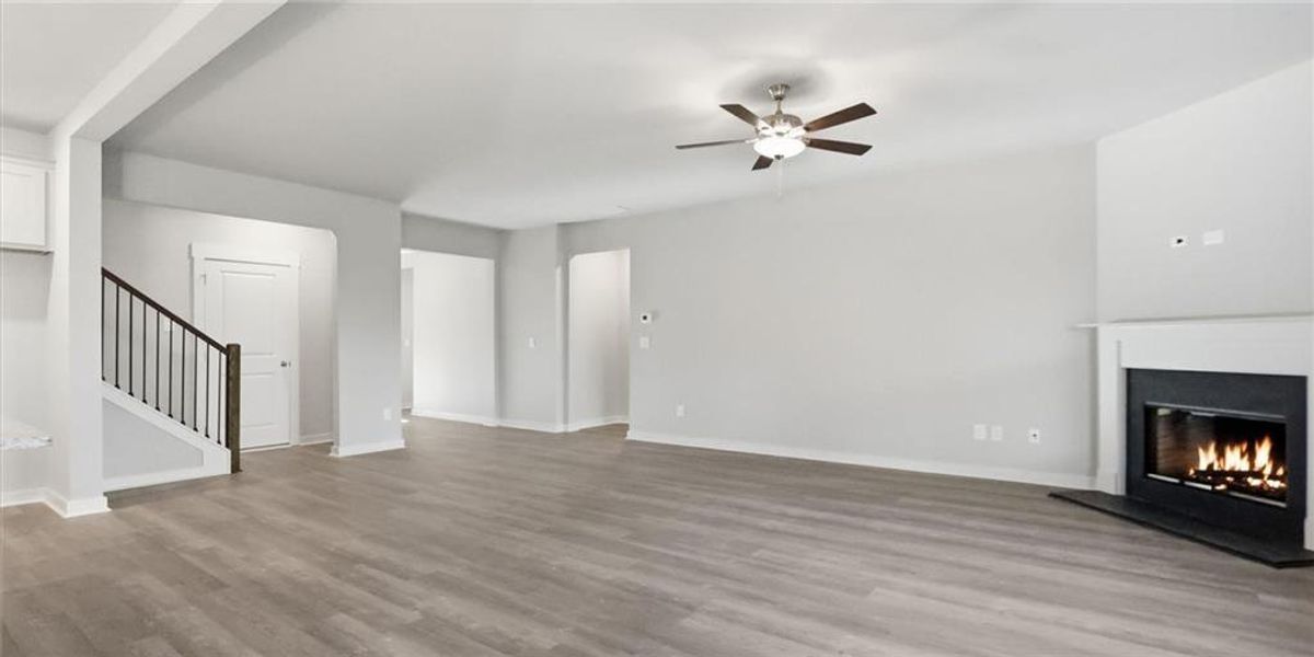 Spacious, unfurnished interior of a new home in Traditions of Braselton, Jefferson (Image 23).