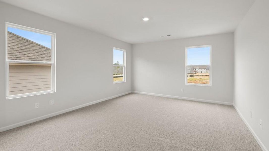 Spacious, unfurnished interior of a new home in Hamptons at Riverwood South, Dallas (Image 46).