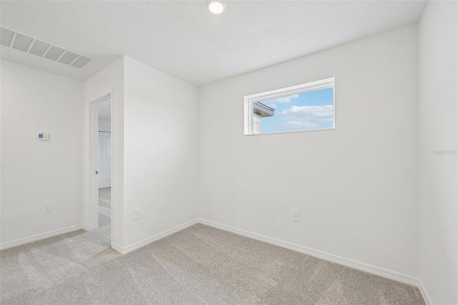 Spacious, unfurnished interior of a new home in Southpointe, Palmetto (Image 19).