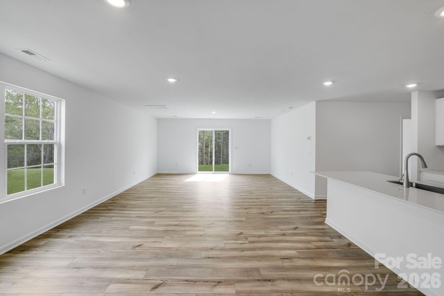 Spacious, unfurnished interior of a new home in Cleveland Hill, Shelby (Image 32).