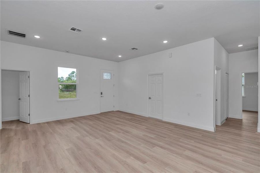 Spacious, unfurnished interior of a new home in , Citrus Springs (Image 33). Spacious, unfurnished interior of a new home in , Citrus Springs (Image 33).