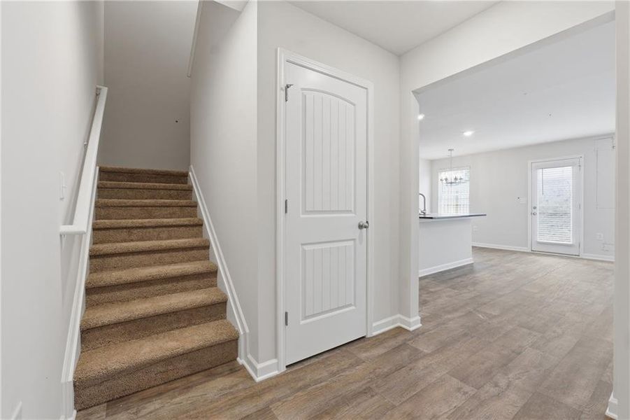 Spacious, unfurnished interior of a new home in Moss Creek, Hogansville (Image 27).