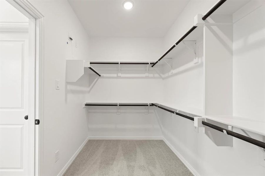 Spacious, unfurnished interior of a new home in Meadow Park, Melissa (Image 26). Spacious, unfurnished interior of a new home in Meadow Park, Melissa (Image 26).