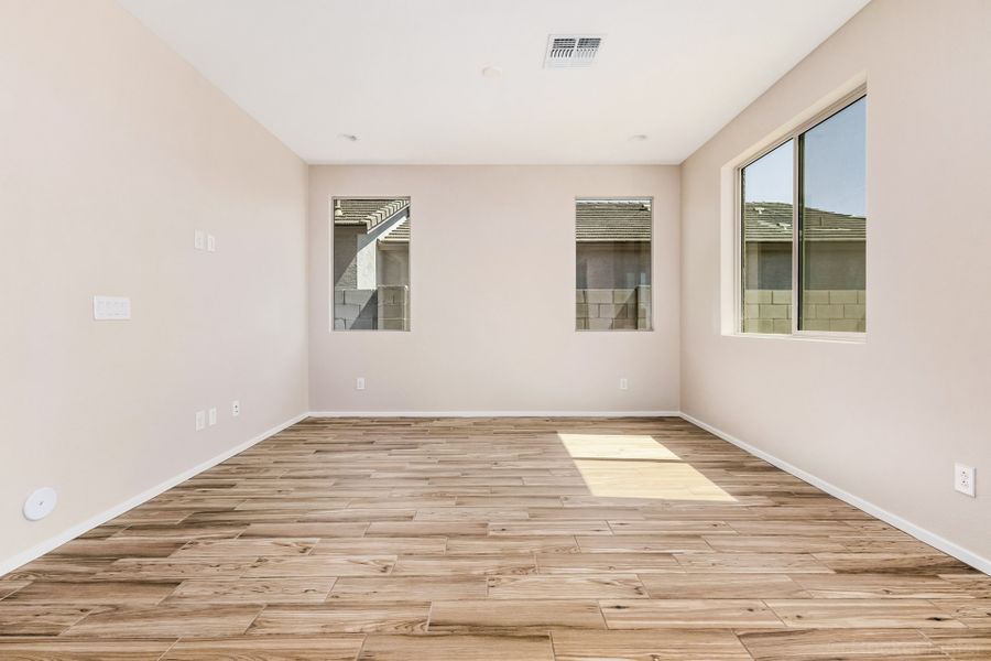Spacious, unfurnished interior of a new home in Elara at Moonlight, Maricopa (Image 7).