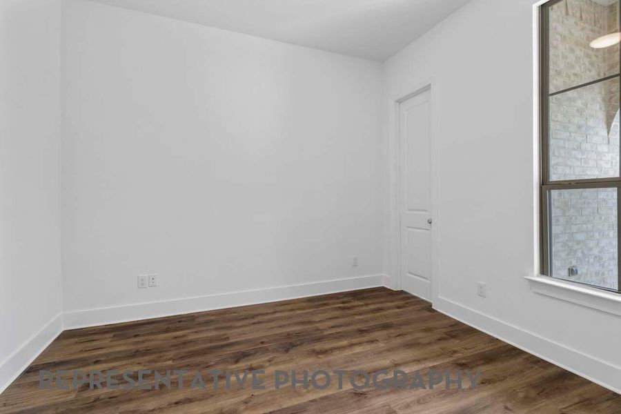 Spacious, unfurnished interior of a new home in Midline, Webster (Image 13). Spacious, unfurnished interior of a new home in Midline, Webster (Image 13).