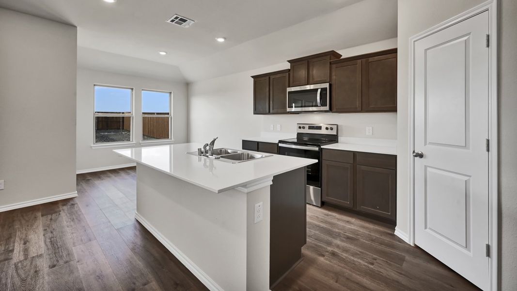 Furnished interior view inside a new home in Creeks at Burnett Trail, Canton (Image 8). Furnished interior view inside a new home in Creeks at Burnett Trail, Canton (Image 8).