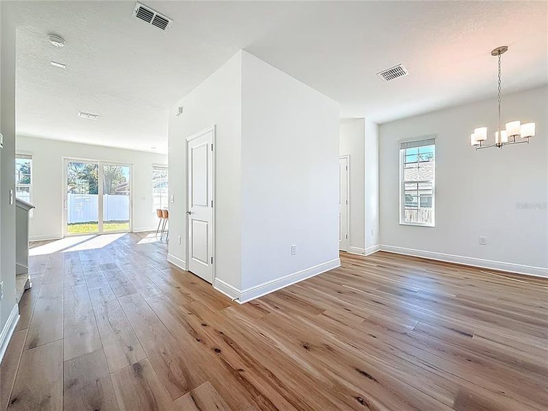 Spacious, unfurnished interior of a new home in , St. Petersburg (Image 44).