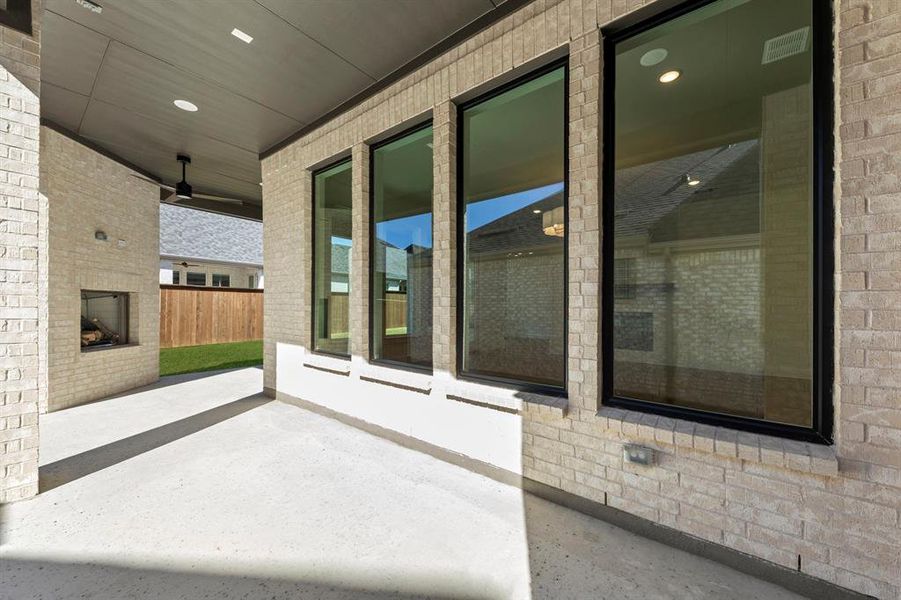 44. 3409 Alysheba - Patio