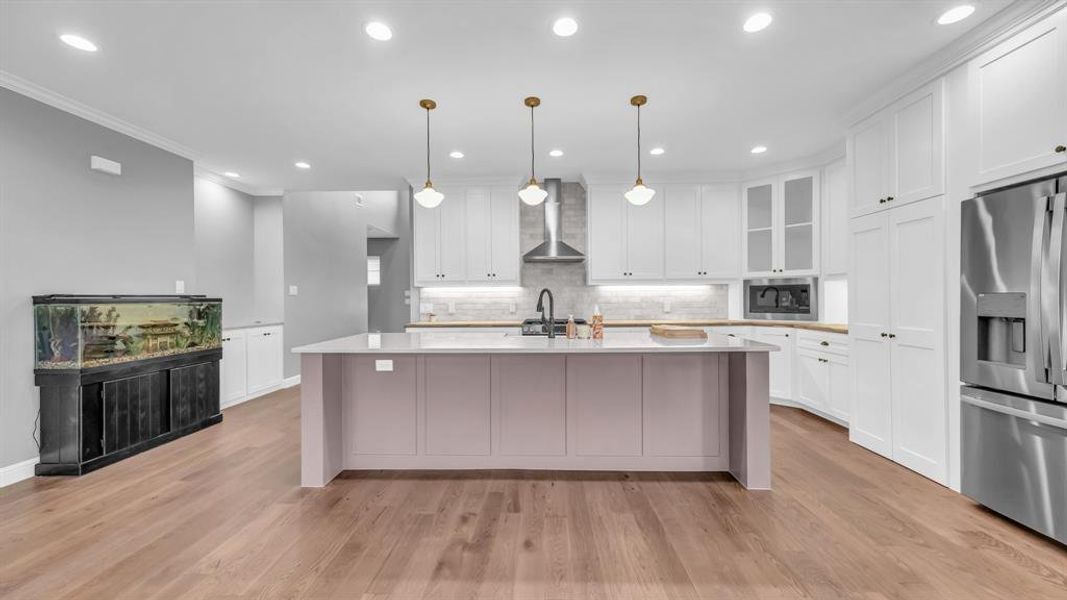Furnished interior view inside a new home in Oak Water Ranch, Granbury (Image 6).