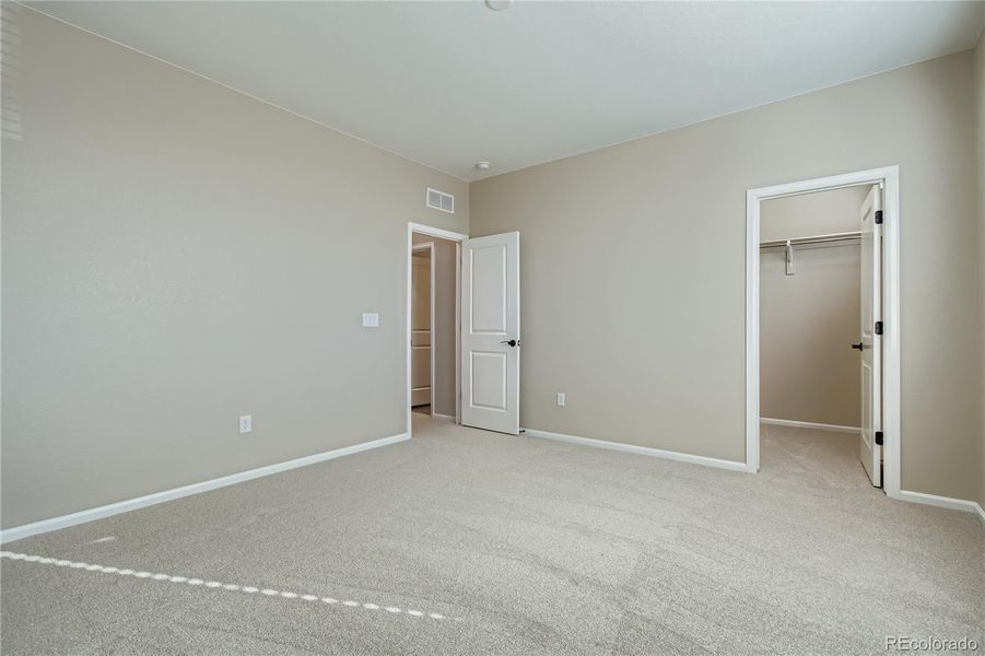 Spacious, unfurnished interior of a new home in Artisan at Brighton Crossings, Brighton (Image 16).