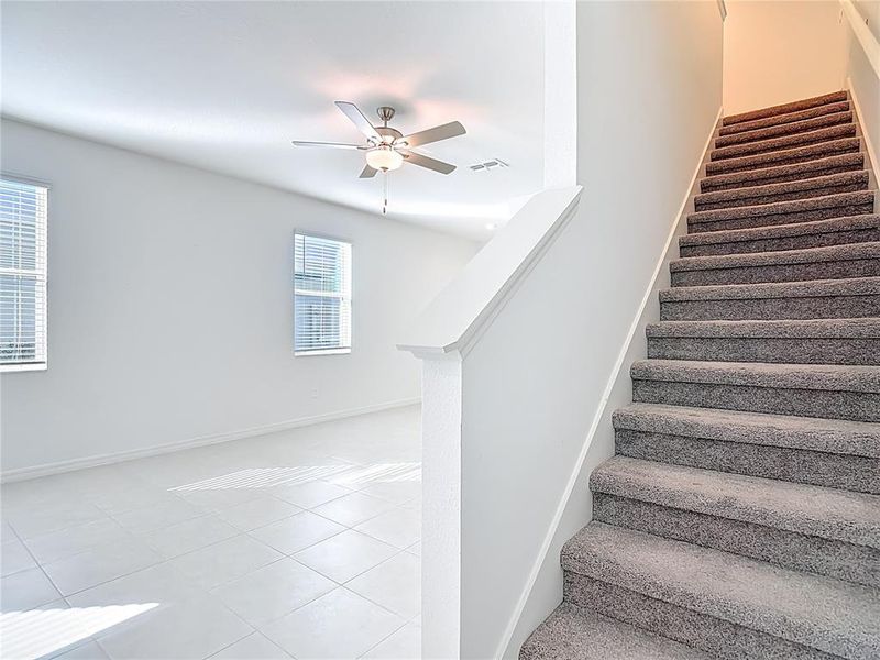 Spacious, unfurnished interior of a new home in , Land O' Lakes (Image 27).