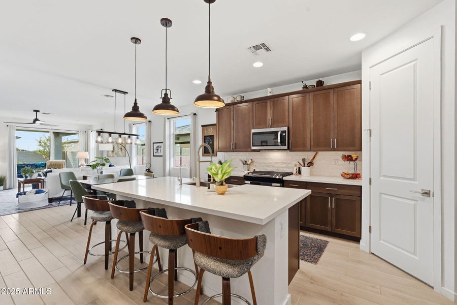 12-web-or-mls-012_ListerPros 12-web-or-mls-012_ListerPros