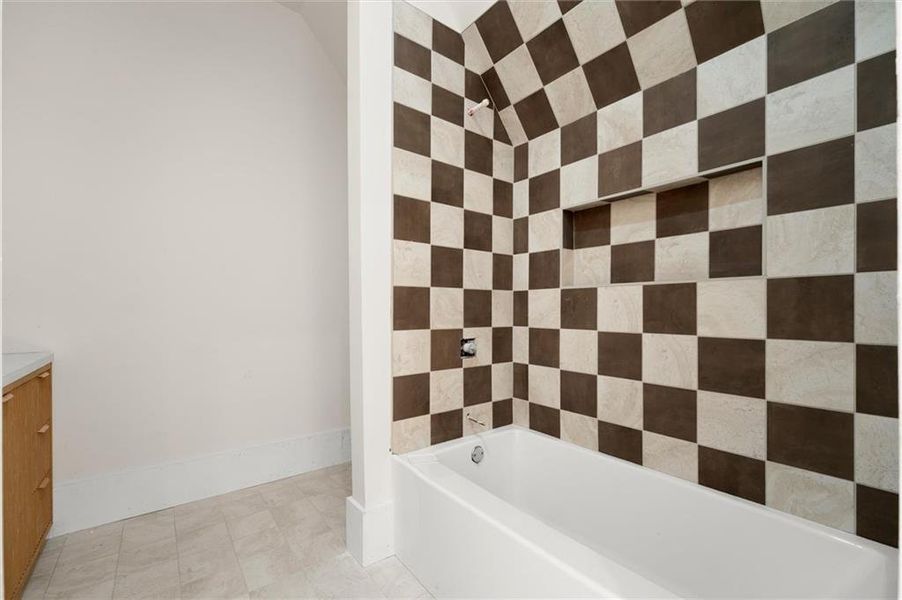 Image 47 of a home in . Image 47 of a home in .