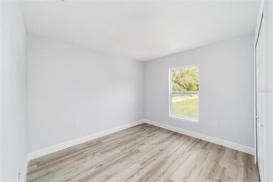 Spacious, unfurnished interior of a new home in , Ocala (Image 26).