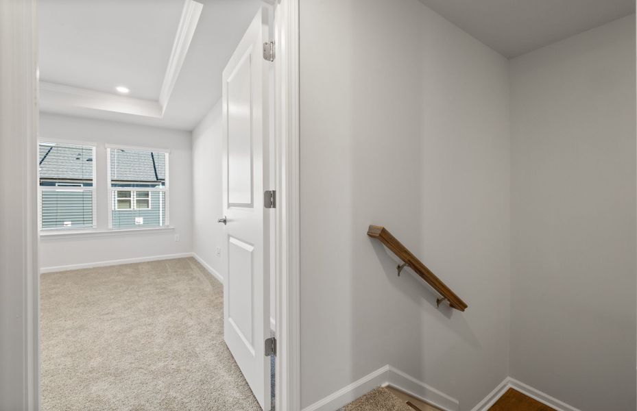 Representative unfurnished interior of a home built from the Broxton by Pulte Homes in Everton, Durham (Image 29).