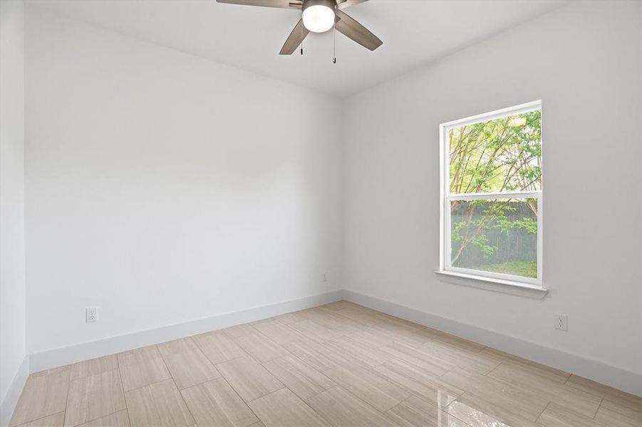 Spacious, unfurnished interior of a new home in , Mineral Wells (Image 11).