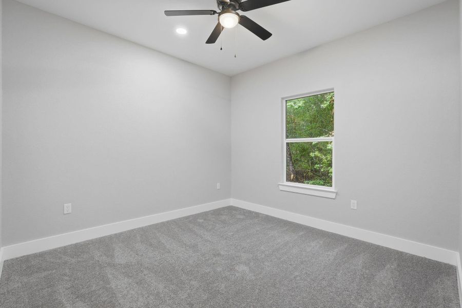 Spacious, unfurnished interior of a new home in , Willis (Image 30).