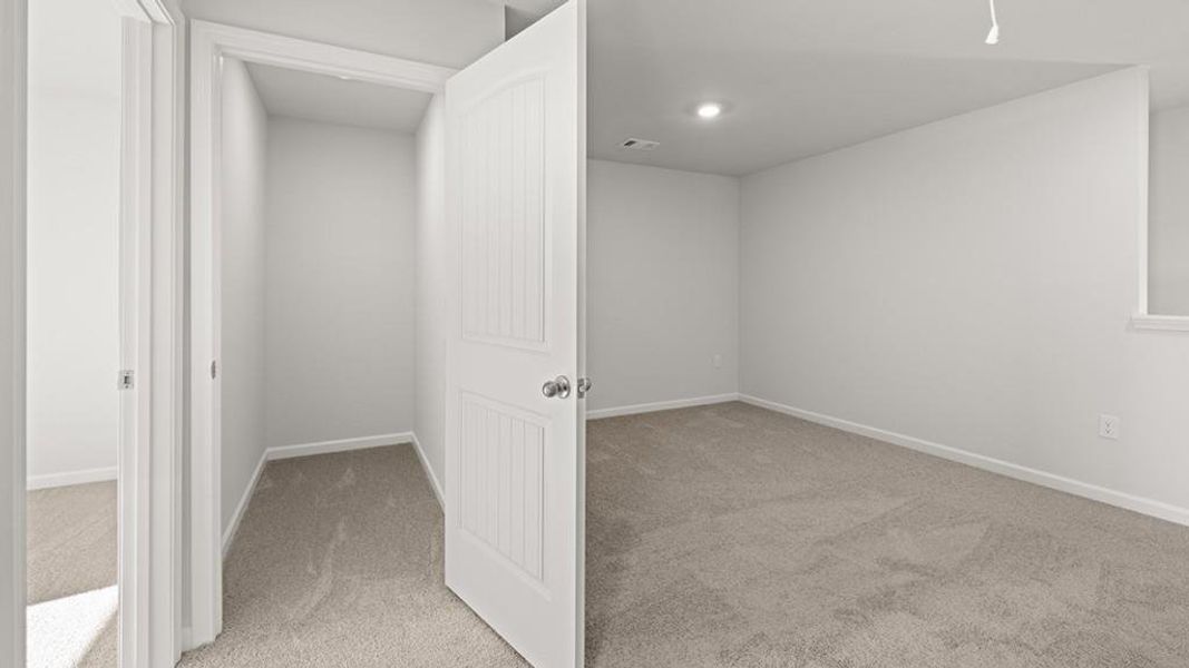 Spacious, unfurnished interior of a new home in Waypoint, Flowery Branch (Image 21).