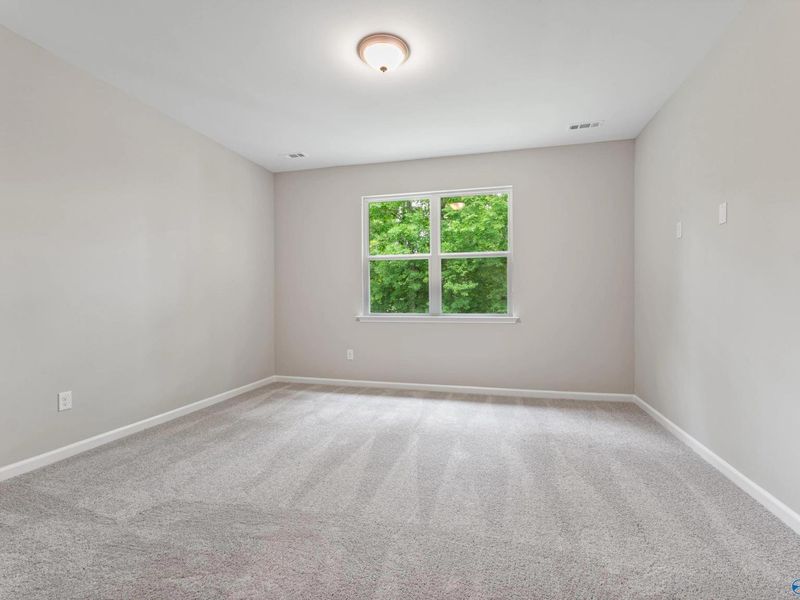 Spacious, unfurnished interior of a new home in Bailey Park, Fayetteville (Image 27).