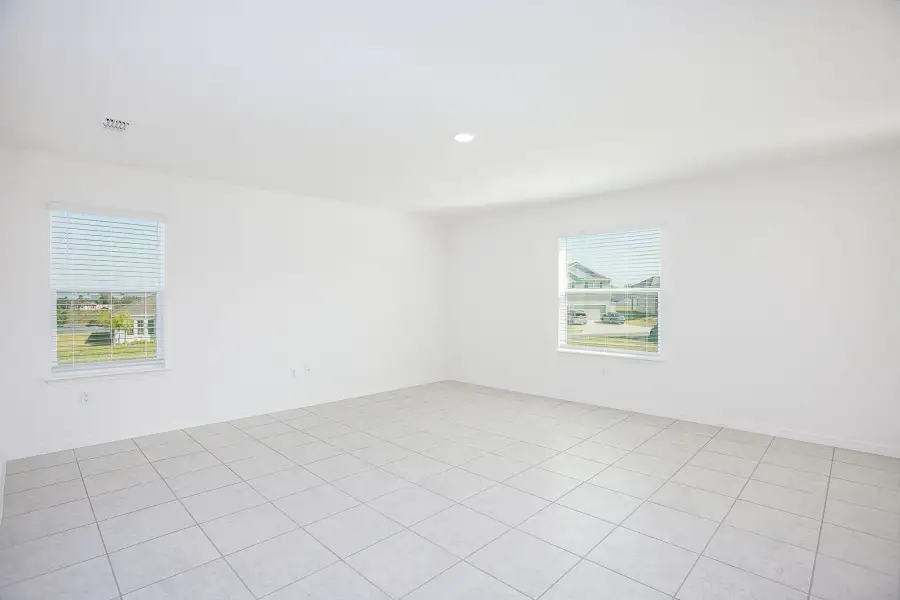 Representative unfurnished interior of a home built from the Melbourne by Maronda Homes in Highland Park, Newberry (Image 16). Representative unfurnished interior of a home built from the Melbourne by Maronda Homes in Highland Park, Newberry (Image 16).