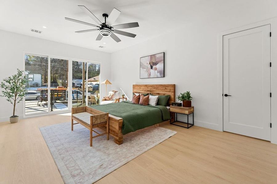 Furnished interior view inside a new home in , Dallas (Image 5).