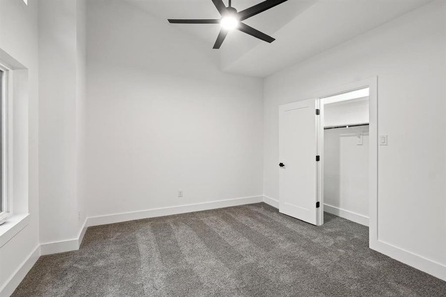 Spacious, unfurnished interior of a new home in , Dallas (Image 19).