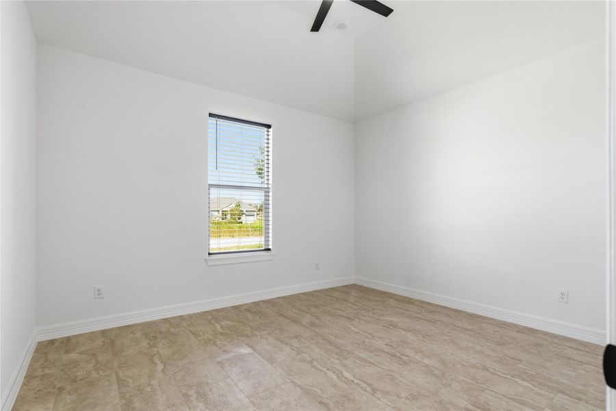 Spacious, unfurnished interior of a new home in , Arcola (Image 20).