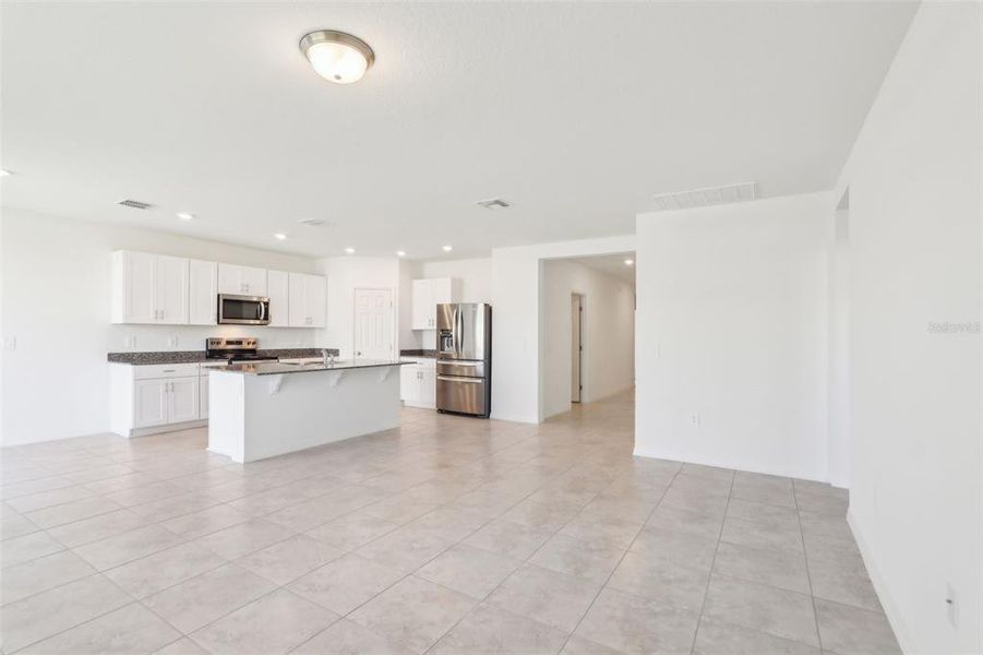 Spacious, unfurnished interior of a new home in Lawson Dunes - Signature Series, Haines City (Image 12). Spacious, unfurnished interior of a new home in Lawson Dunes - Signature Series, Haines City (Image 12).