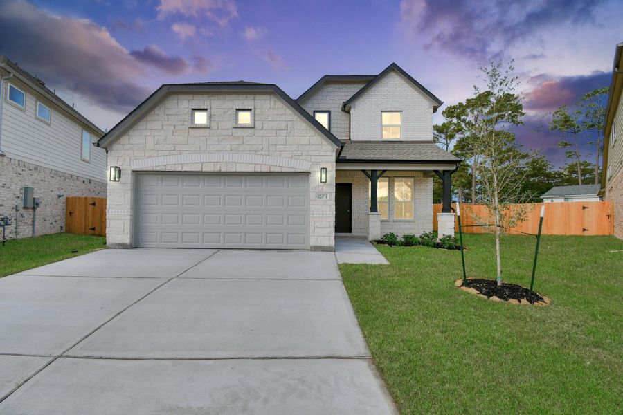 Welcome home to 12051 Maple Oak Drive located in the gated community of Champions Oak and zoned to Klein ISD. Welcome home to 12051 Maple Oak Drive located in the gated community of Champions Oak and zoned to Klein ISD.