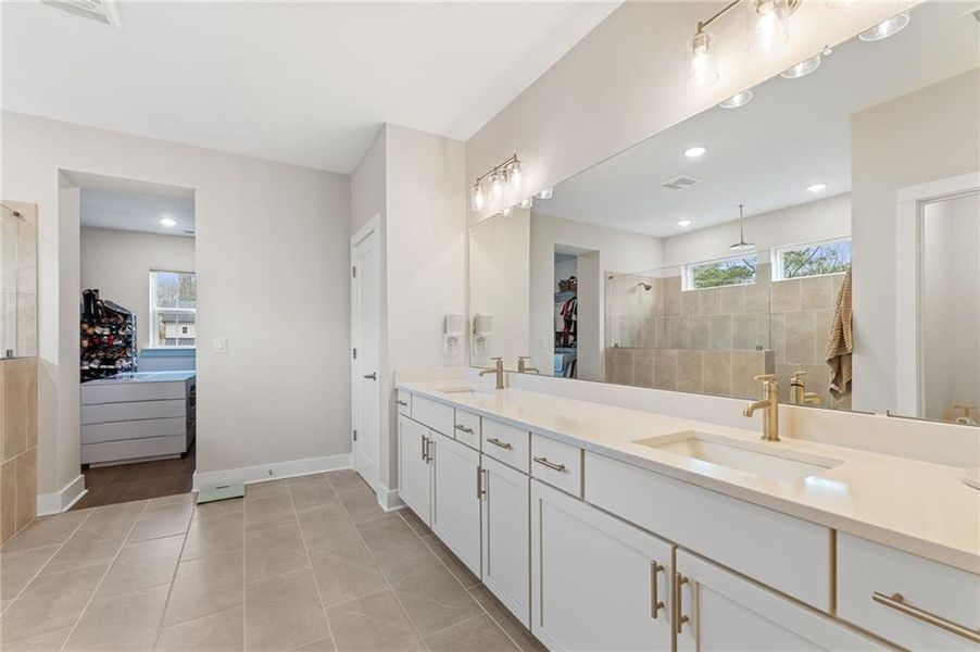 Furnished interior view inside a new home in Settingdown Farms, Cumming (Image 10).