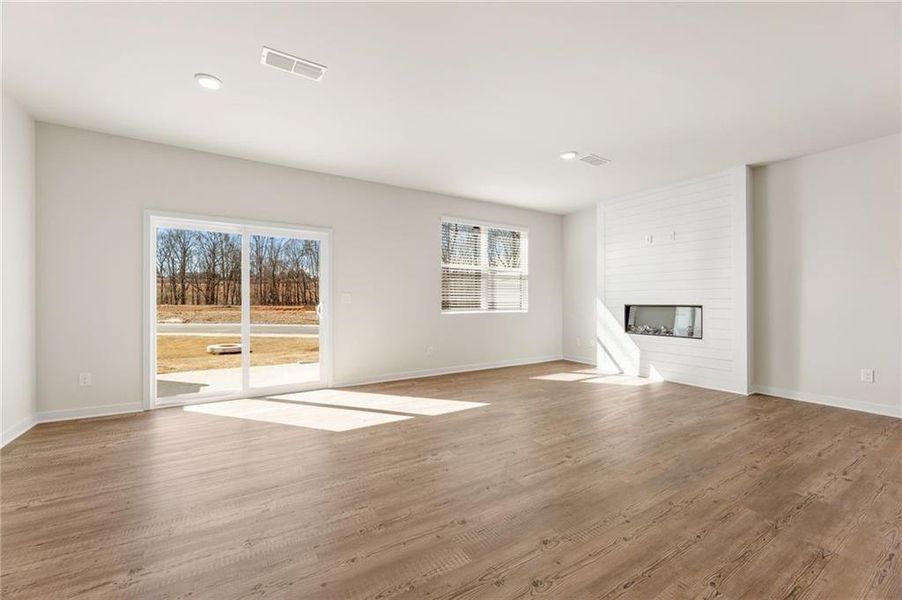 Spacious, unfurnished interior of a new home in , Lawrenceville (Image 13).