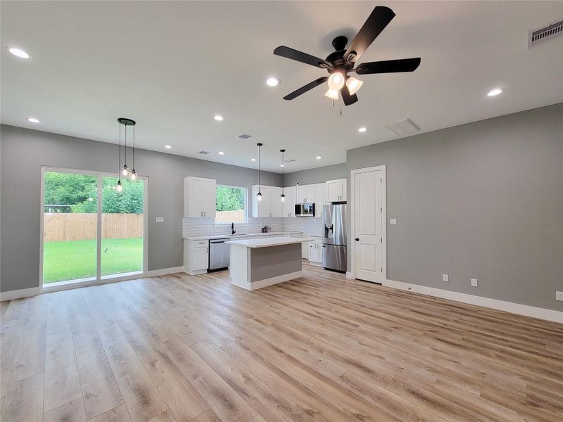 Spacious, unfurnished interior of a new home in , Houston (Image 19). Spacious, unfurnished interior of a new home in , Houston (Image 19).