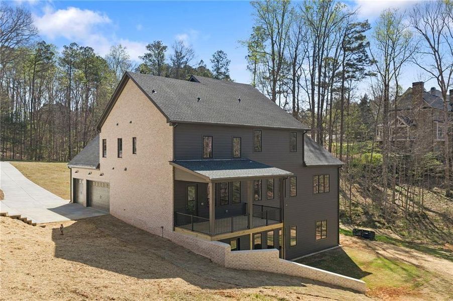 Exterior details and patio area of a home in , Acworth (Image 3).
