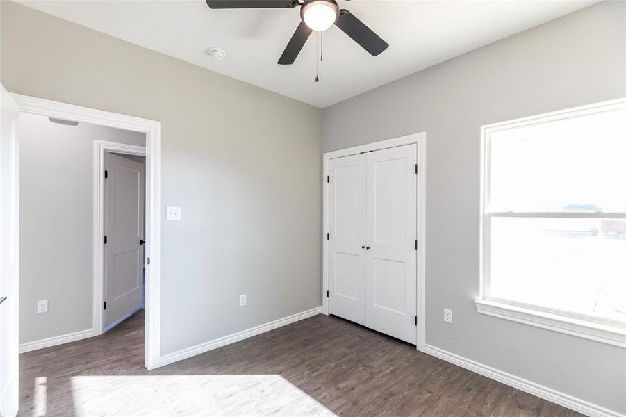 Spacious, unfurnished interior of a new home in , Abilene (Image 19).
