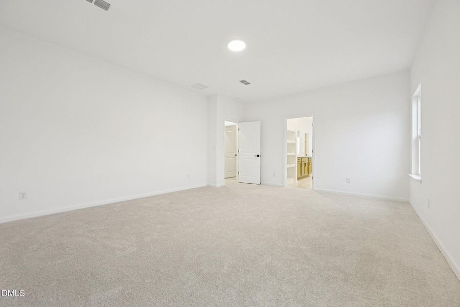 30-web-or-mls-Erastus Ct-S0502-030