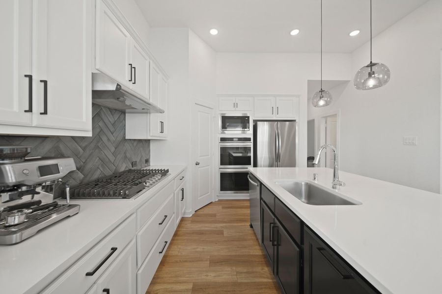 Furnished interior view inside a new home in , Rosharon (Image 6).