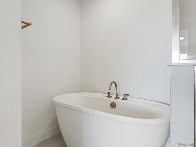 Image 33 of a home in Ascent at Inverness.