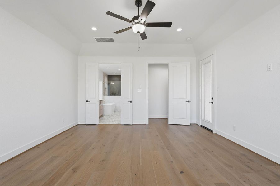 Spacious, unfurnished interior of a new home in Mostyn Manor Reserve, Magnolia (Image 41). Spacious, unfurnished interior of a new home in Mostyn Manor Reserve, Magnolia (Image 41).
