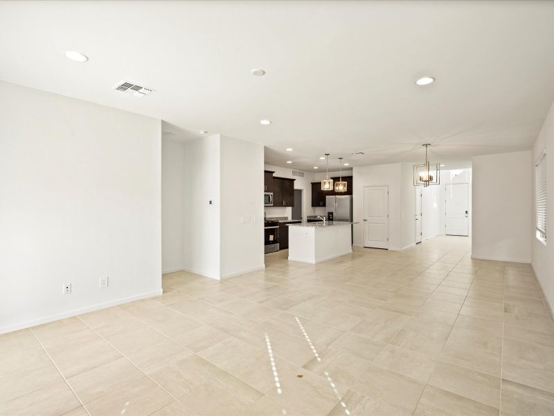 Welcome to the 2380 floorplan.