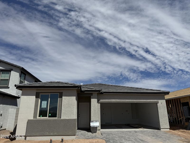 001 Front Exterior 001 Front Exterior