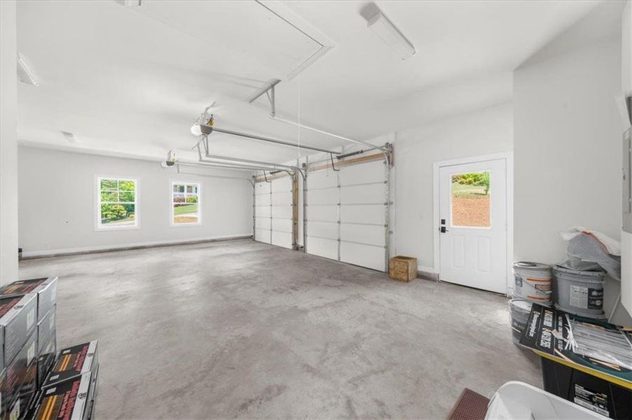 Spacious, unfurnished interior of a new home in , Cleveland (Image 25).