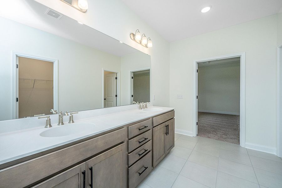 Furnished interior view inside a new home in , Ridgeville (Image 5).